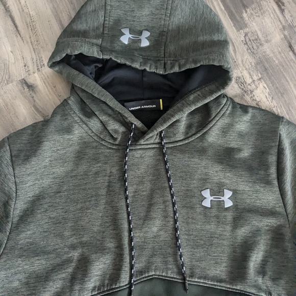 Under Armour Green Hoodie - Picture 3 of 3